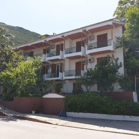 Alexandros Hotel