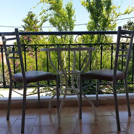 Alexandros Hotel 2*